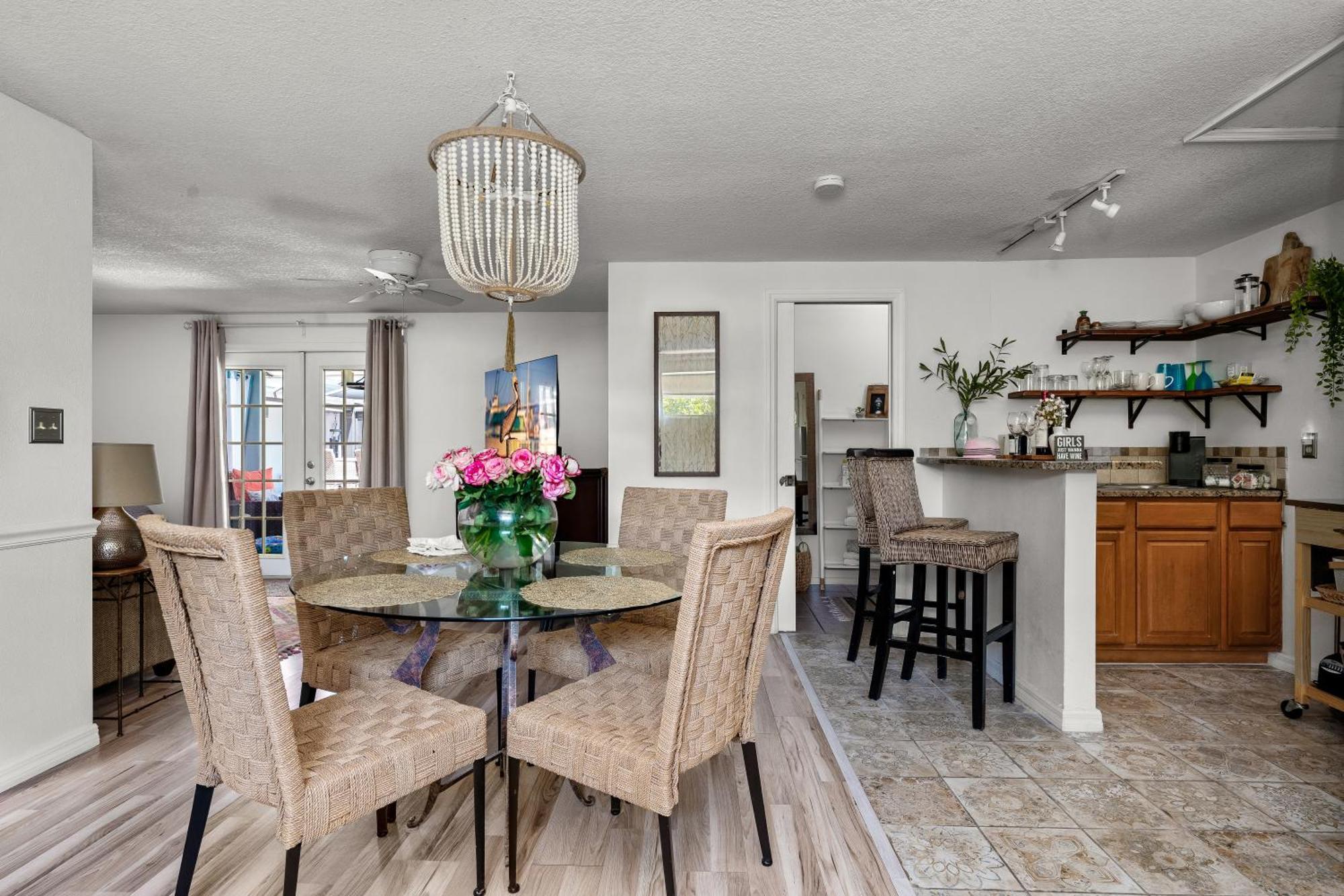 Apartament Luxury Zen Den With Heated Pool Just Off Siesta Key Sarasota Zewnętrze zdjęcie